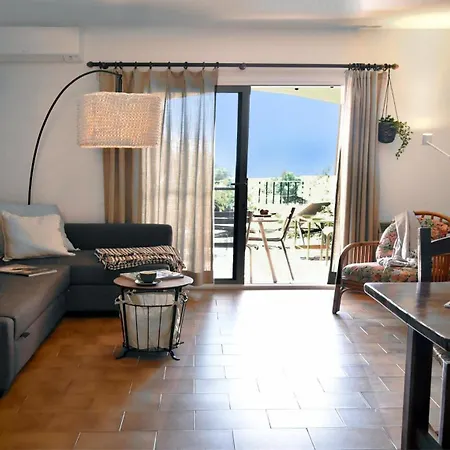 Avec Piscine Cozy Spacieux, Climatise, Vue Mer! Plages Et Centre 15 Mns! *