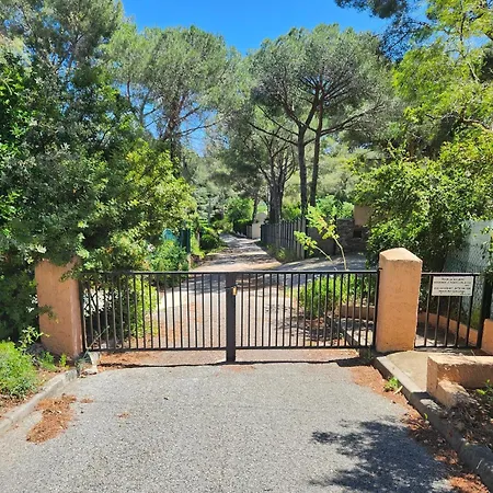Avec Piscine Cozy Spacieux, Climatise, Vue Mer! Plages Et Centre 15 Mns! * Cavalaire-sur-Mer