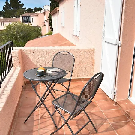 Avec Piscine Cozy Spacieux, Climatise, Vue Mer! Plages Et Centre 15 Mns! * Cavalaire-sur-Mer