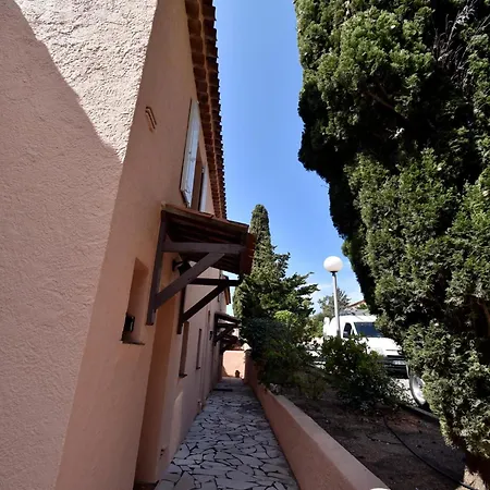 Avec Piscine Cozy Spacieux, Climatise, Vue Mer! Plages Et Centre 15 Mns! * Cavalaire-sur-Mer